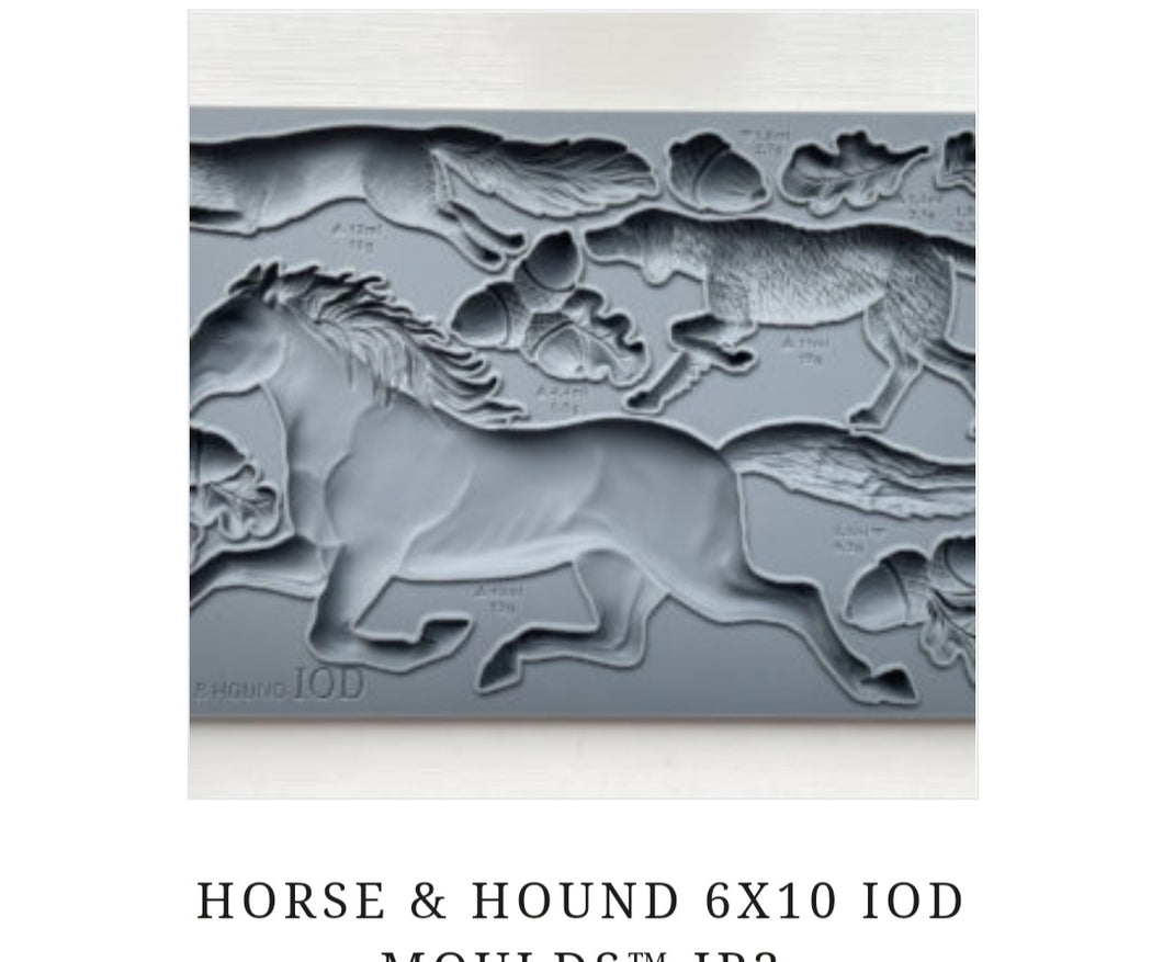 Horse and hound mould